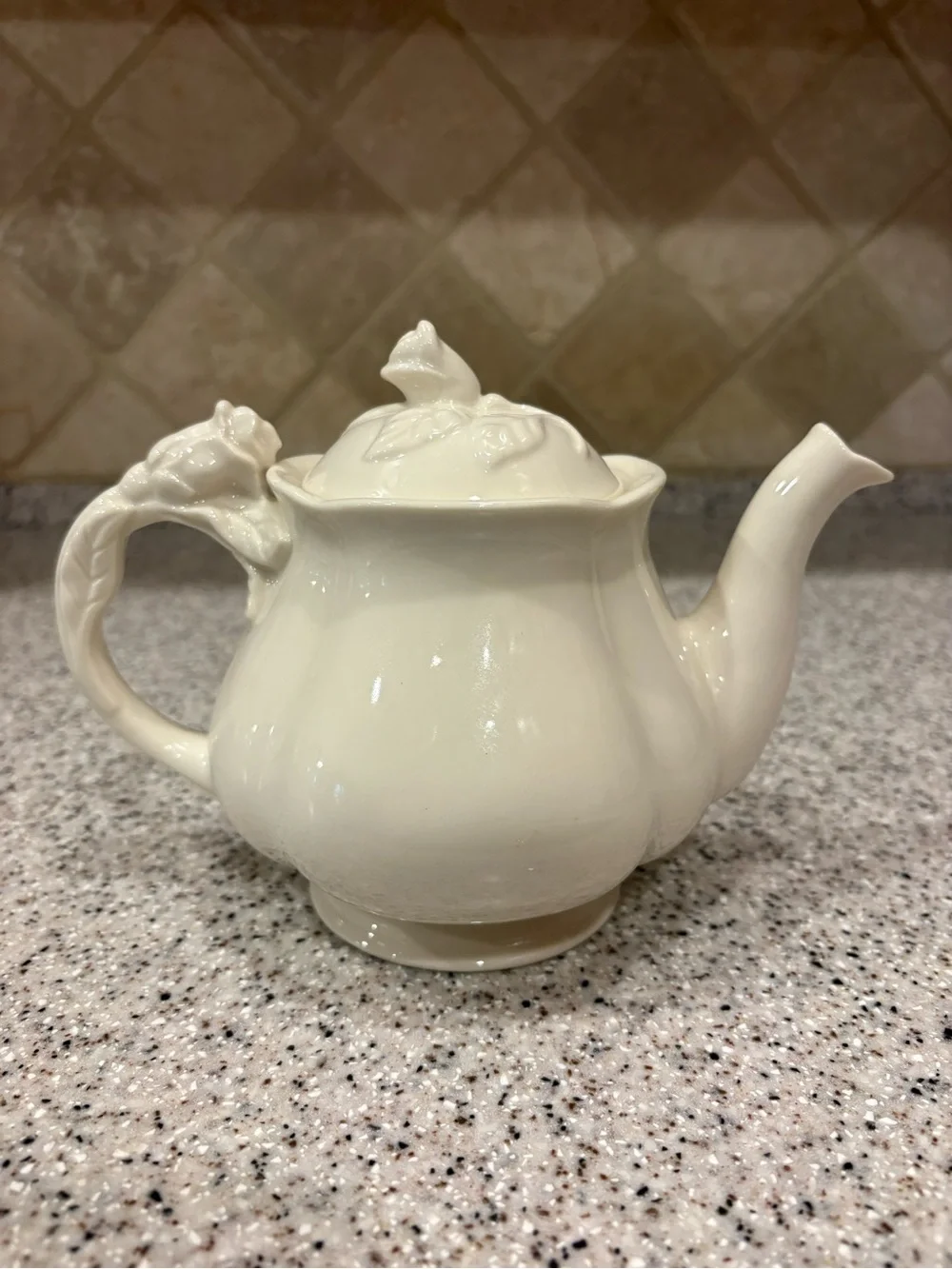 Godinger ceramic teapot
